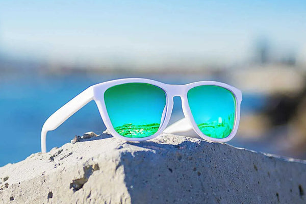 SUNGLASSES